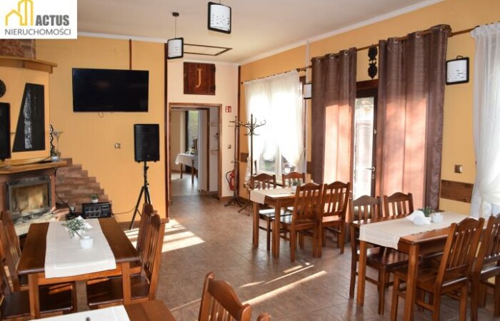 małopolskie, proszowicki, Proszowice restauracja, budynek usługowy